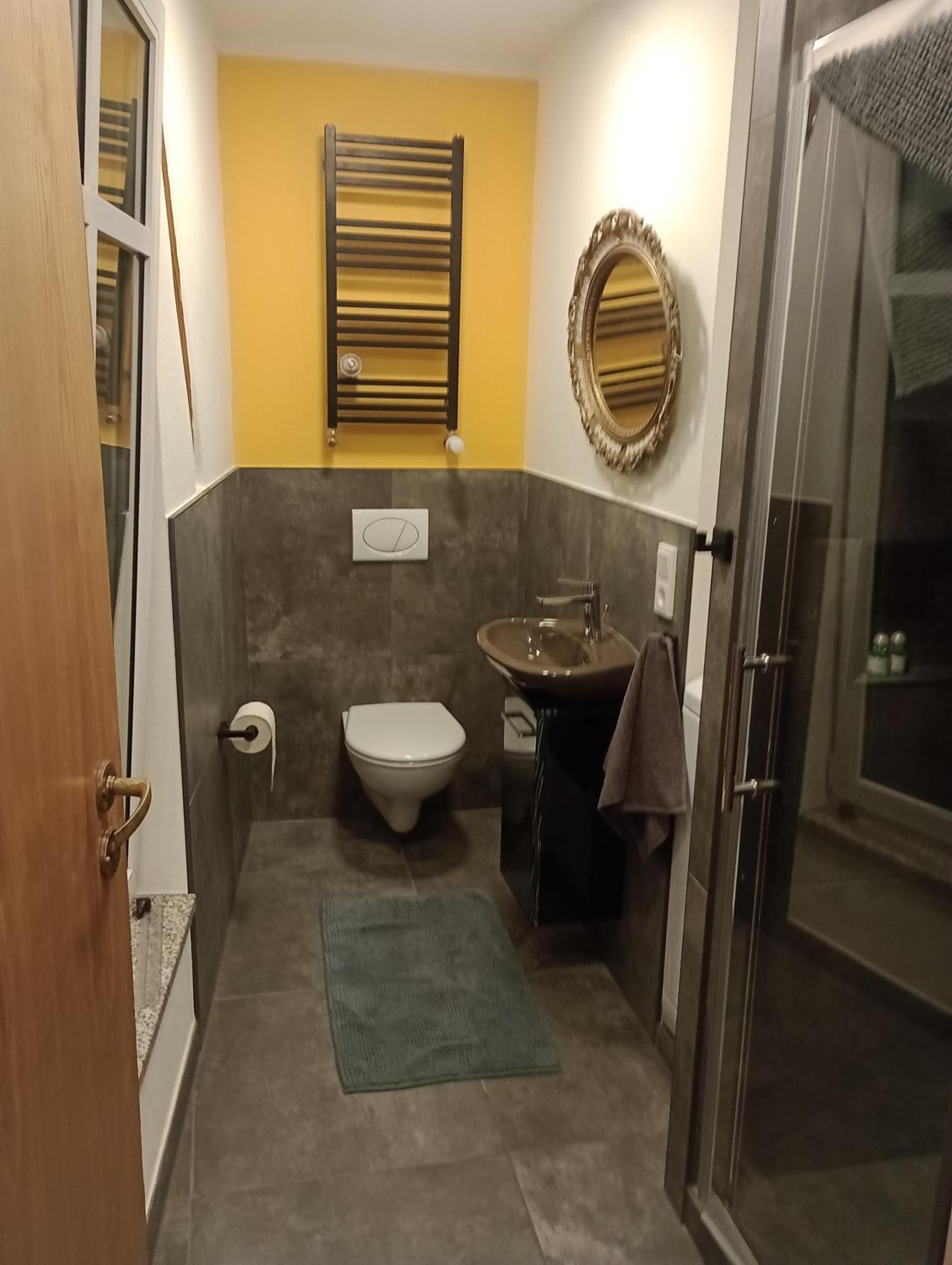 Alte Brennerei Apartments Traben-Trarbach Eksteriør billede
